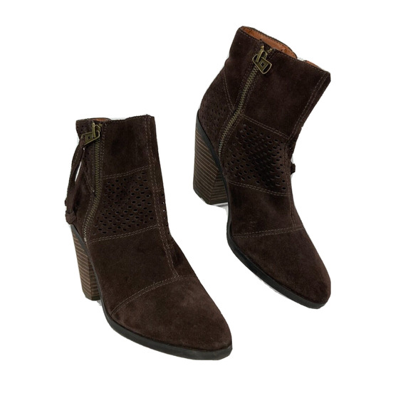 Lucky Brand Boots Womens Sz 8.5  Brown Leather Suede‎ Ramses Perforated Ankle - Picture 1 of 9